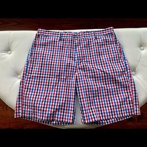 Vineyard Vines Mens shorts size 38